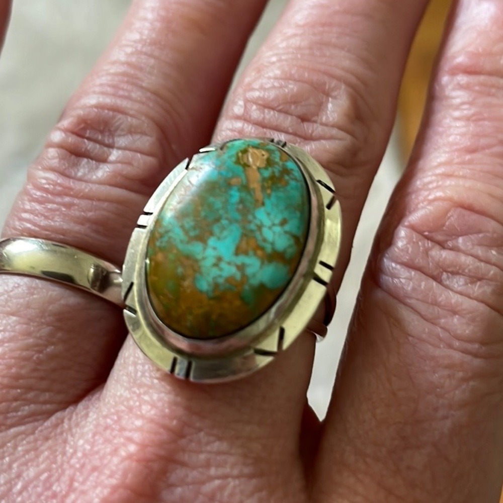 Native American High Grade Mountain Turquoise Ring Signed Sz6 almost 9g